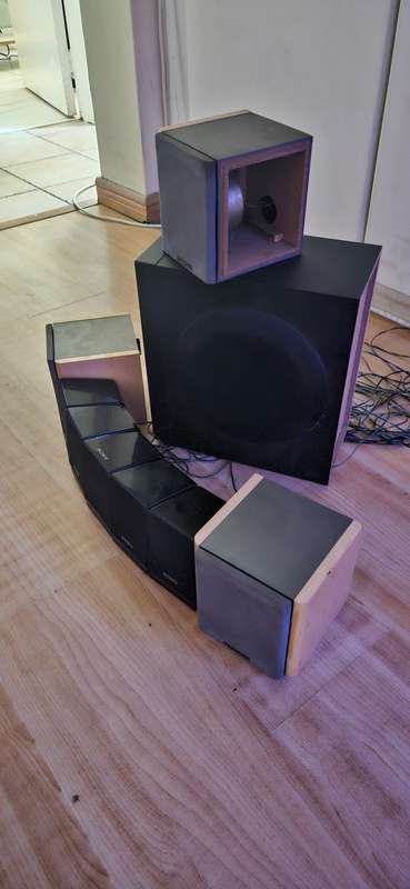 Sony 5.1 Home Theater Speakers + 3 Sansui Speakers (free)