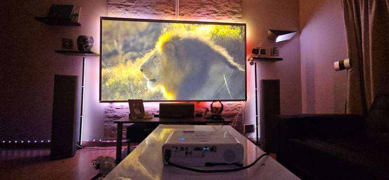 Epson EB-S400