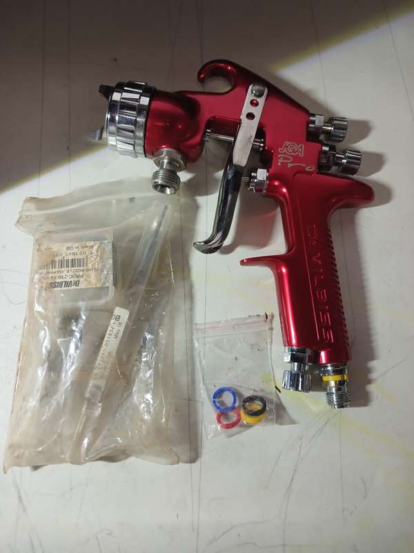 DeVILBISS JGA PRO Spray Gun + Service Kit