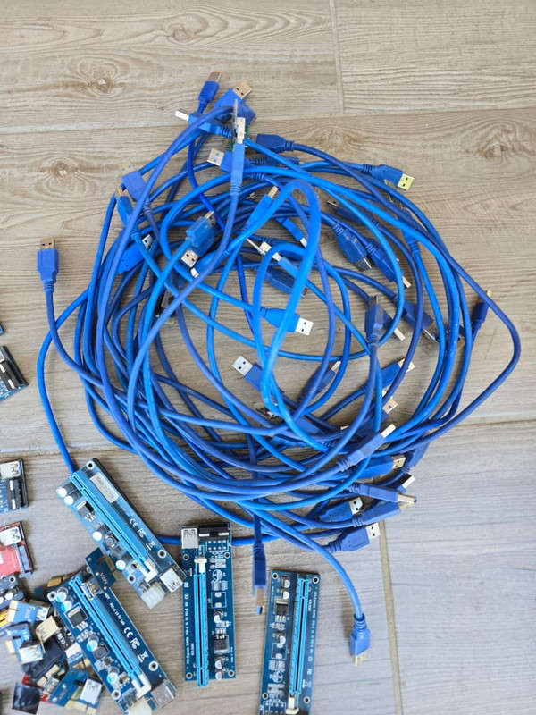 Lot of Extender Riser Cards Adapters with USB Cables