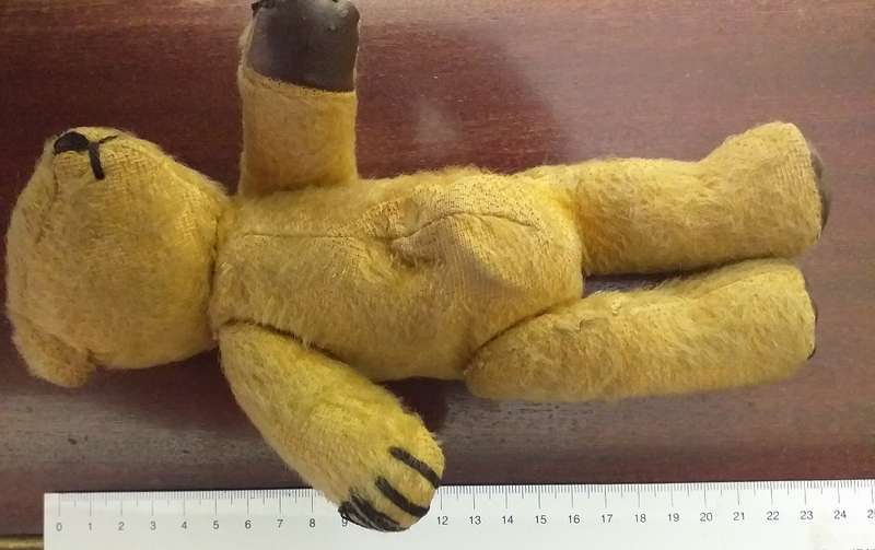 Soft toy teddybear antique