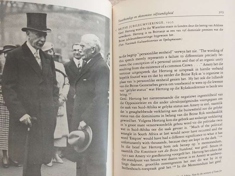 Generaal JBM Hertzog Sy Strewe en Stryd (2 Volumes)