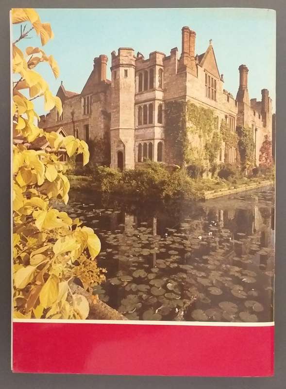 Hever Castle - History and Guide
