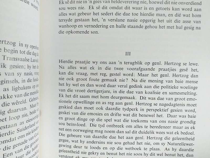 JBM Hertzog Suid Afrika Eerste SAUK Publikasie