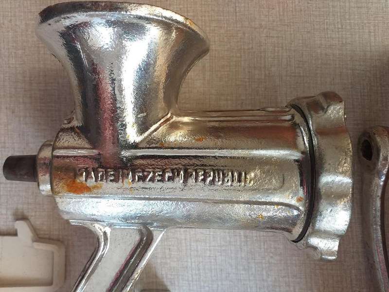 Porkert No 8 Meat Mincer (NEW) Made in Czech Republic