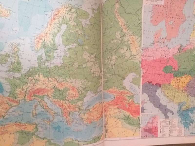 The Library Atlas (Goodall & Darby) LARGE BOOK 1947