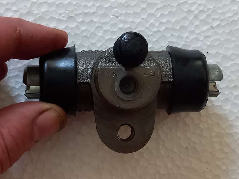 Volkswagen VW Beetle rear brake cylinder diameter 19mm (Made in Brazil) NEW OLD STOCK