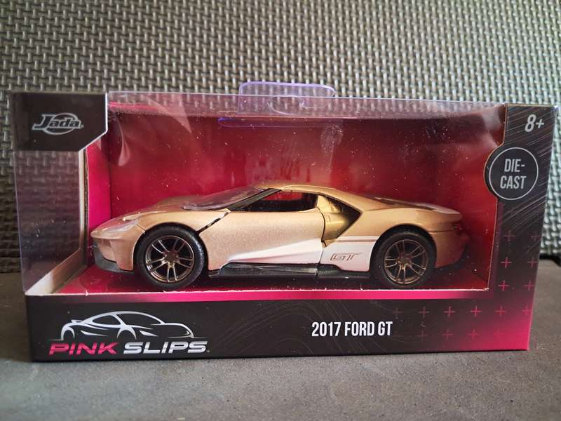 Pink Slip 2017 Ford GT