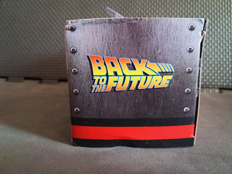 Jada Back to the future time machine