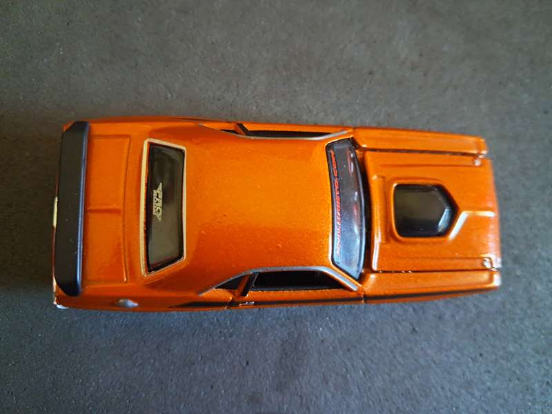 Maisto 1970 Dodge Challenger R/T