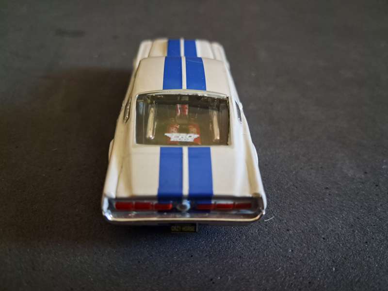 Maisto 1987 Ford Mustang GT
