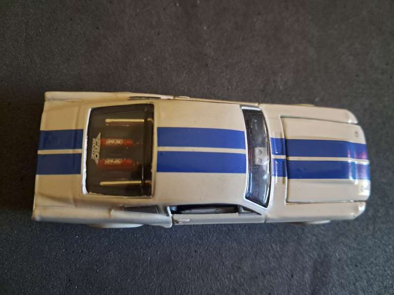 Maisto 1987 Ford Mustang GT