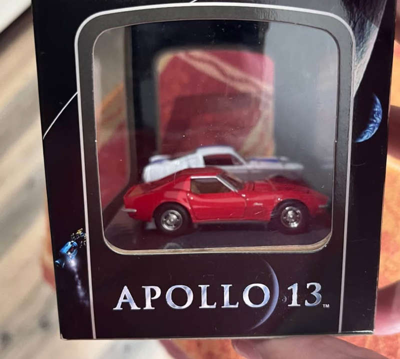 Greenlight Diorama Apollo 13 corvette mustang