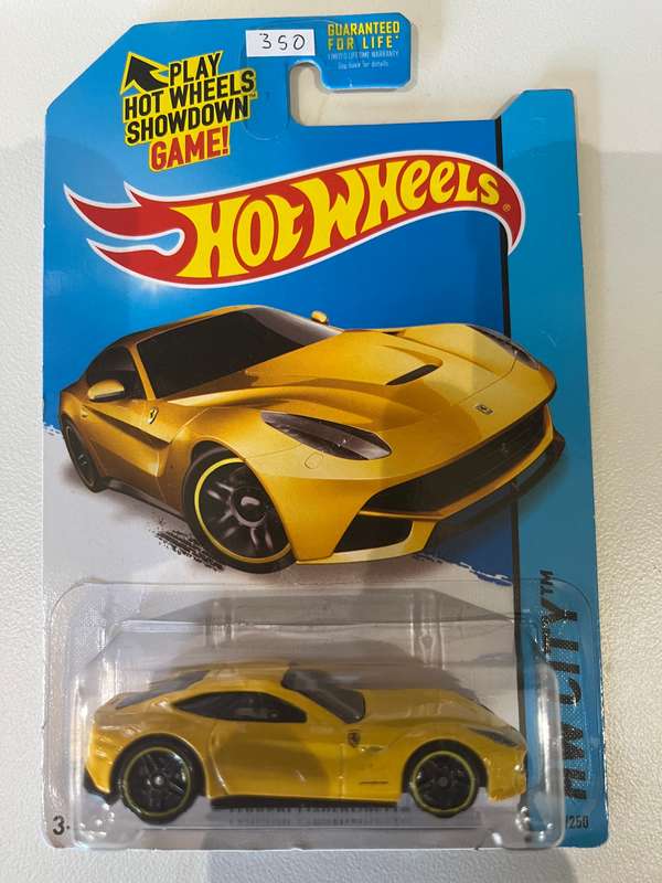 Hot wheels Ferrari long card import