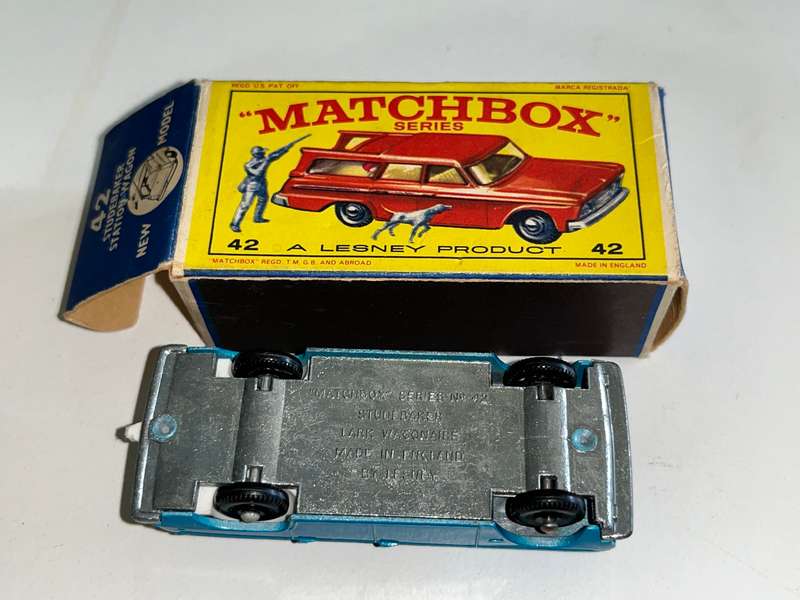 Matchbox 42 studebaker station wagon regular wheel