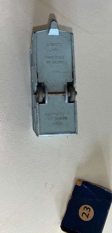 Matchbox  moco 23.  Caravan