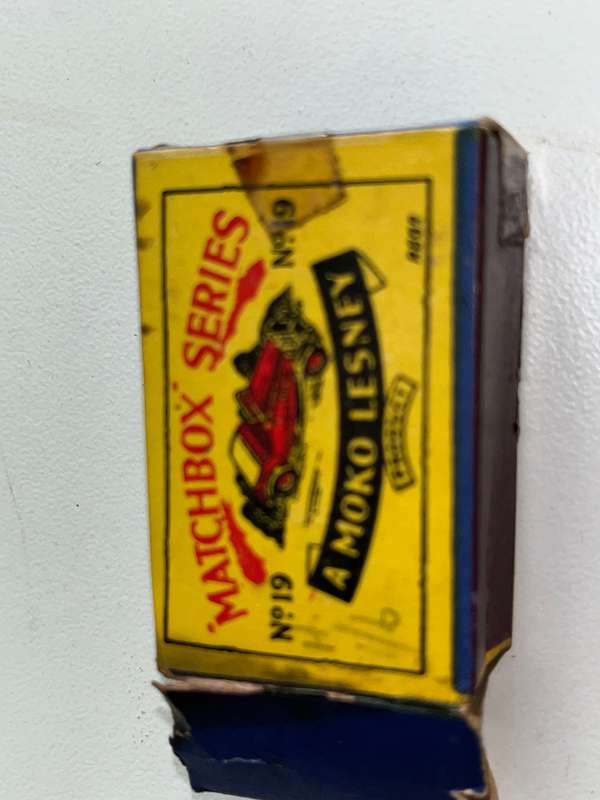 Matchbox 19  Moco MG