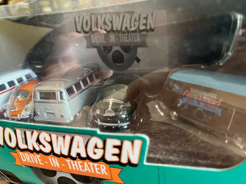 Greenlight Volkswagen diorama 1/64 mint.  Imported   Drive in