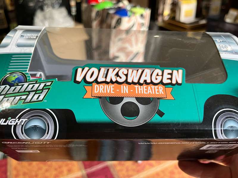 Greenlight Volkswagen diorama 1/64 mint.  Imported   Drive in