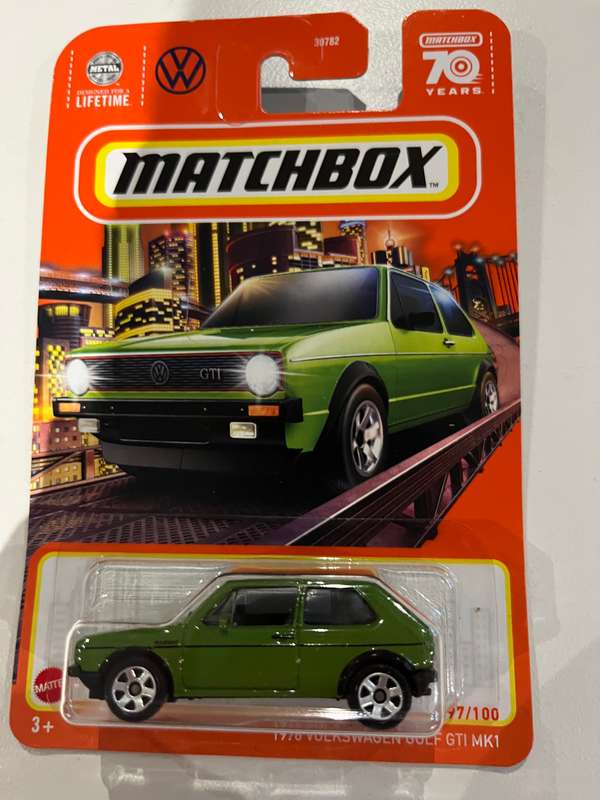 Matchbox Volkswagen Golf GTi long card import