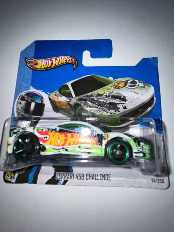 Hot wheels Ferrari 458 challenge