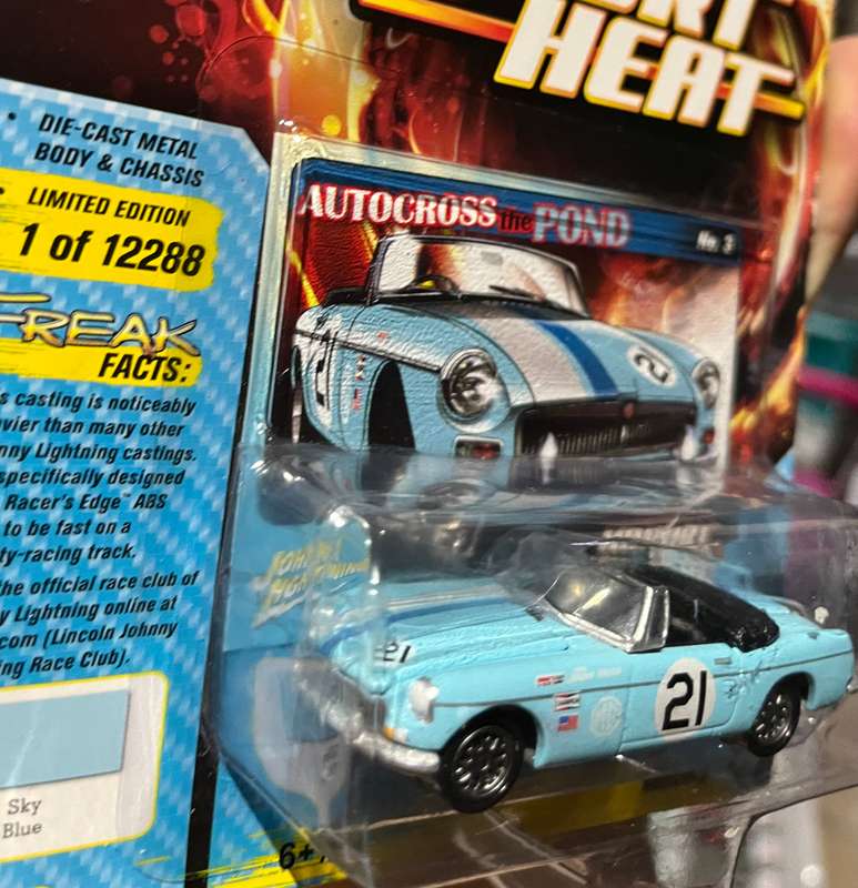 Greenlight MGB 1/64