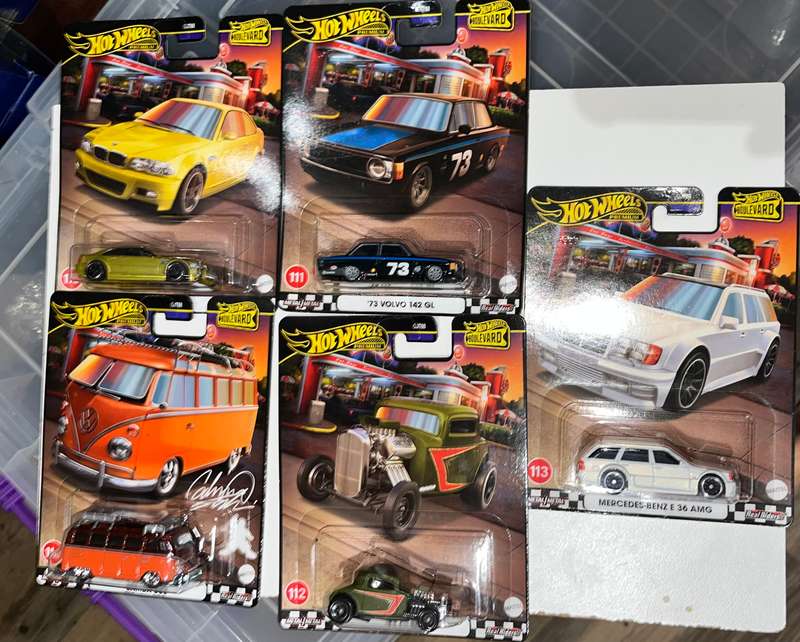 Hot wheels Boulevard set 2025 Volkswagen samba