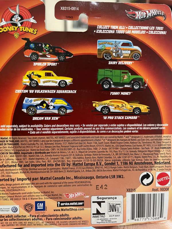Hot wheels Looney Tunes set. Imported