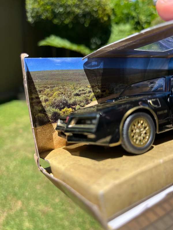 Jada 1/32 Smokey and the bandit