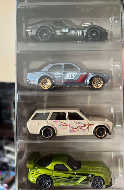 Hot wheels 5 pack night burnerz
