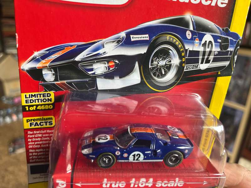 Auto world Ford GT 40.