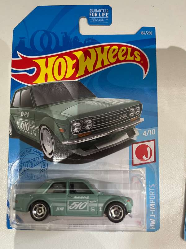 Hot wheels Datsun Bluebird long card import