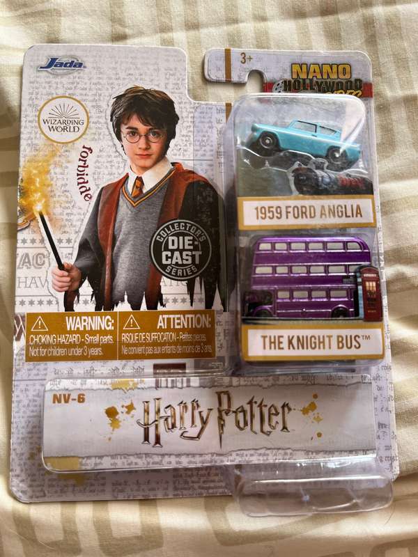 Jada Harry Potter nana rides.