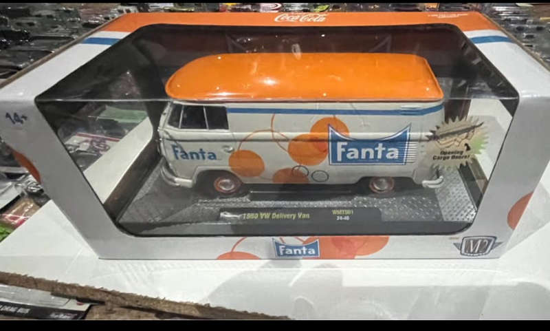 M2 Fanta Volkswagen kombi 1/24