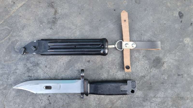 EAST GERMAN AKM 2ND PATTERN BAYONET (178779)