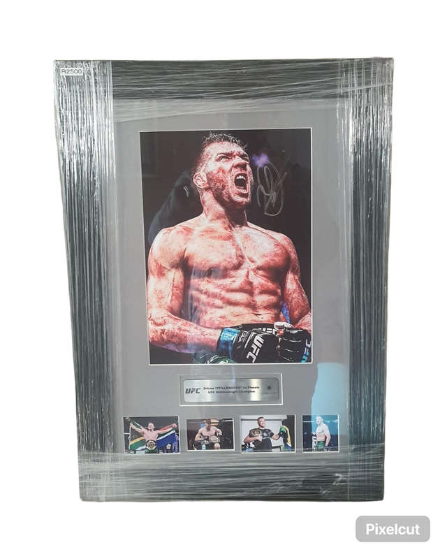 Hand signed Dricus du Plessis Ufc photo