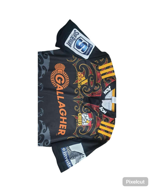 Super Rare Chiefs Super rugby limited edition jersey .