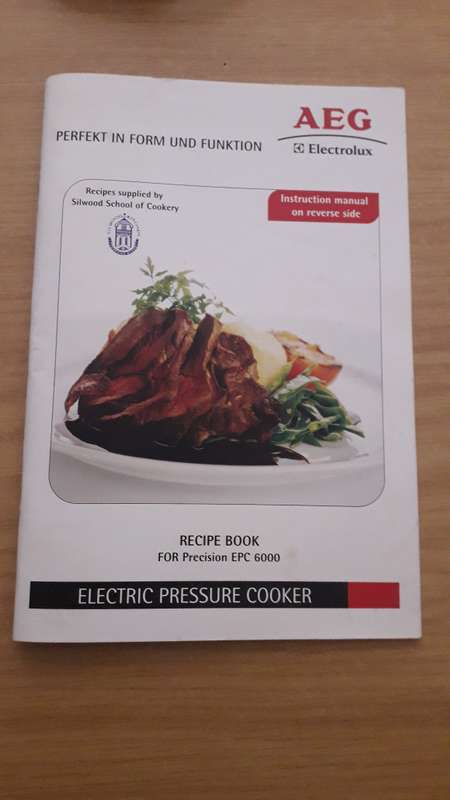 AEG Electrolux EPC6000 electric pressure cooker