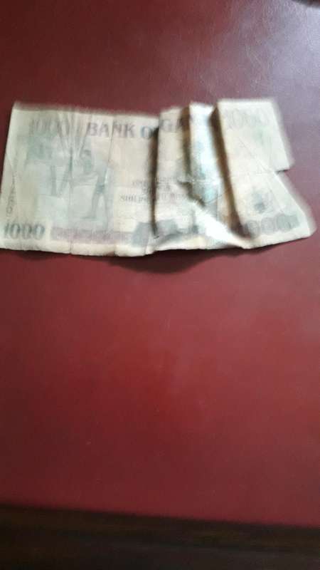 Uganda  1000 Shilling 2005
