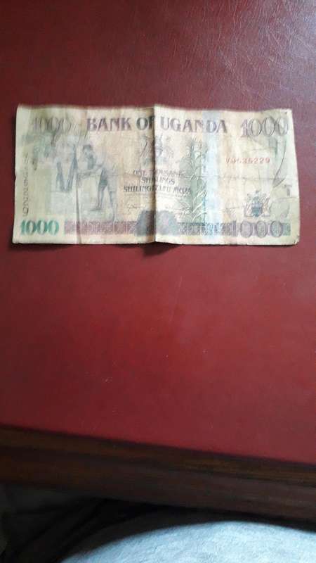 Uganda  1000 Shilling 2005