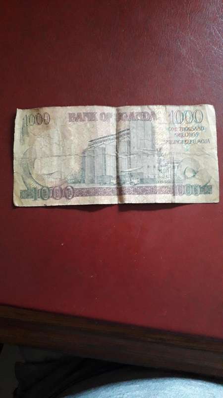 Uganda  1000 Shilling 2005
