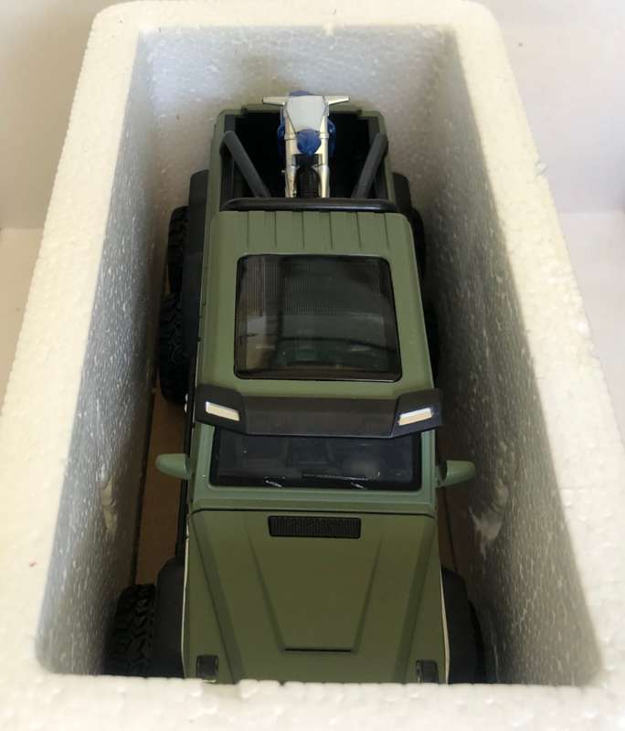 Mercedes G63 AMG 6x6 (W463) 2017 moss-green 1/28 NEW+boxed ASU model #2348 instant wheels