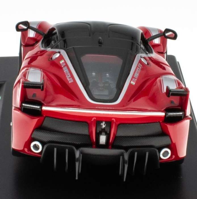 Ferrari FXX K 2014 red/black 1/43 IXO/Altaya NEW+boxed #6016 instant wheels
