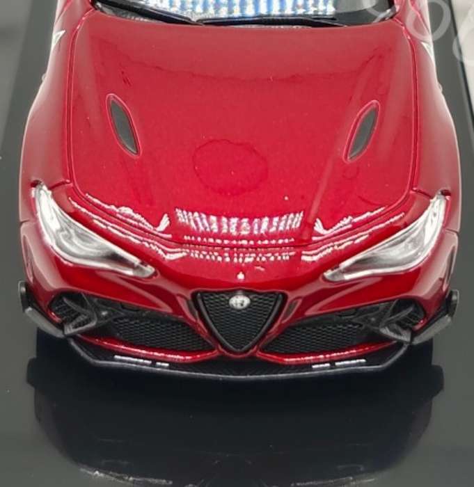Alfa Romeo Giulia GTAm 2020 red metallic 1/43 Bburago NEW+boxed #6090 instant wheels