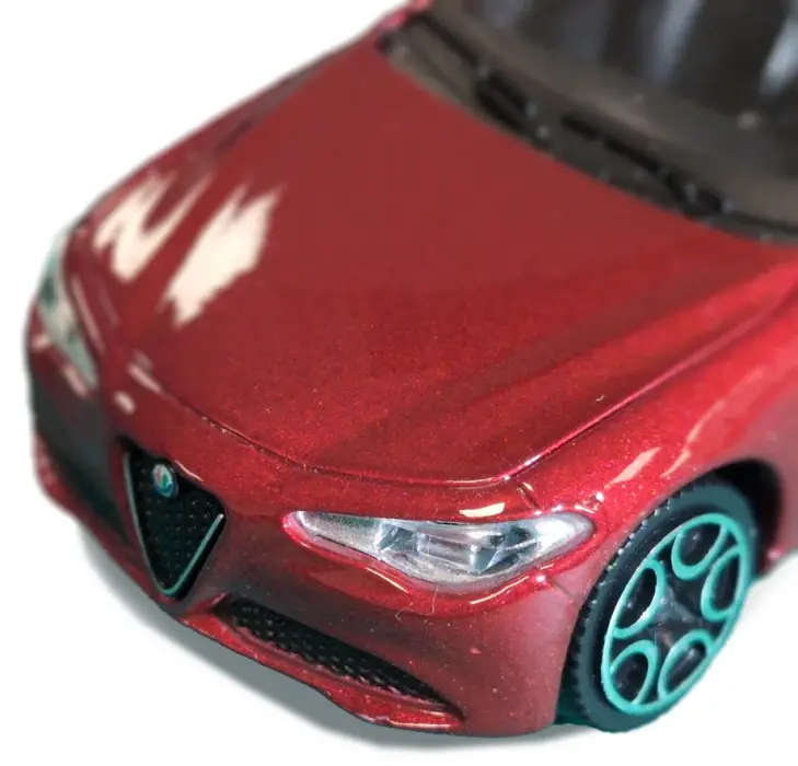 Alfa Romeo Giulia GTAm 2020 red metallic 1/43 Bburago NEW+boxed #6090 instant wheels