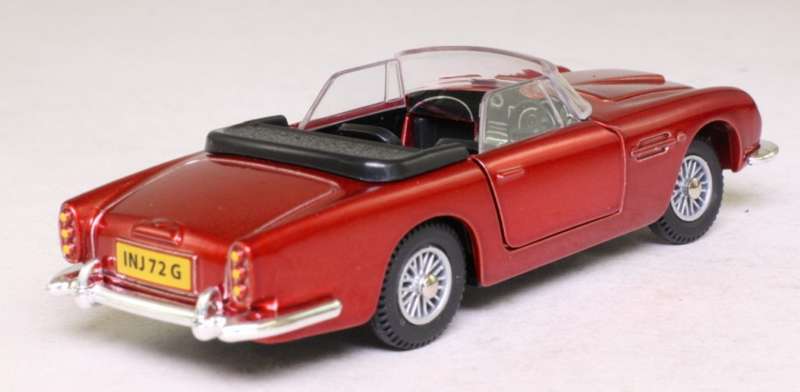 Aston Martin DB5 Vantage Convertible 1965/66 red-met 1/43 Dinky (110) NEW+boxed #6099 instant wheels
