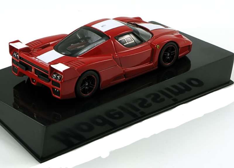Ferrari FXX 2006 red/white 1/43 Hot Wheels Elite NEW+boxed #6101 instant wheels