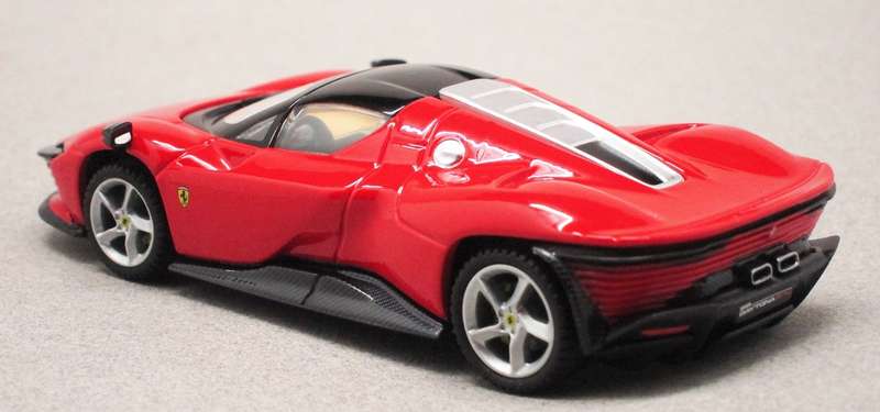 Ferrari Daytona SP3 2021 red/black 1/43 Bburago Signature NEW+boxed #6102 instant wheels