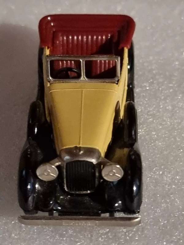 Lagonda Drophead Coupe '38 beige+black 1/43 Matchbx-Lesney/MOY NEW+reblistered #6106  instant wheels