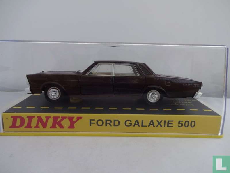 Ford Galaxie 500 1966 black 1/43 Atlas/Dinky NEW+boxed #6111 instant wheels
